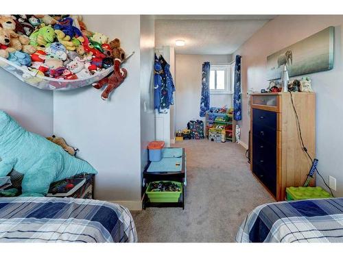 6560 Martingrove Drive Ne, Calgary, AB - Indoor Photo Showing Bedroom