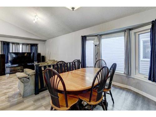 6560 Martingrove Drive Ne, Calgary, AB - Indoor Photo Showing Dining Room