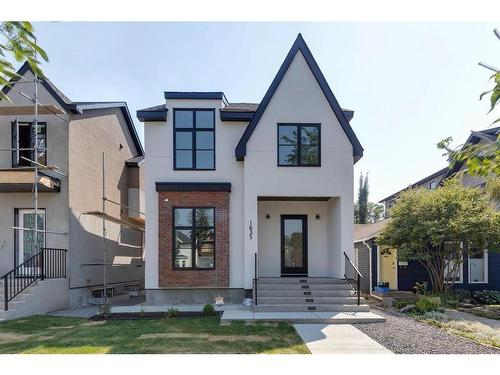 1635 Bowness Road Nw, Calgary, AB - Outdoor With Facade