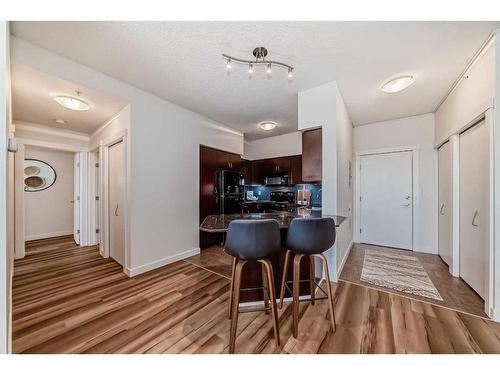 1107-8710 Horton Road, Calgary, AB - Indoor