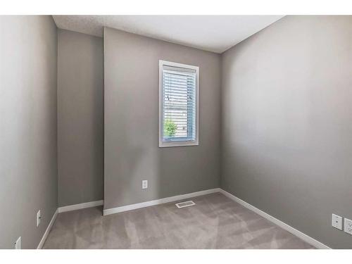 688 Copperpond Boulevard Se, Calgary, AB - Indoor Photo Showing Other Room