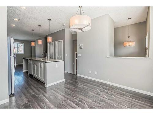 688 Copperpond Boulevard Se, Calgary, AB - Indoor Photo Showing Kitchen