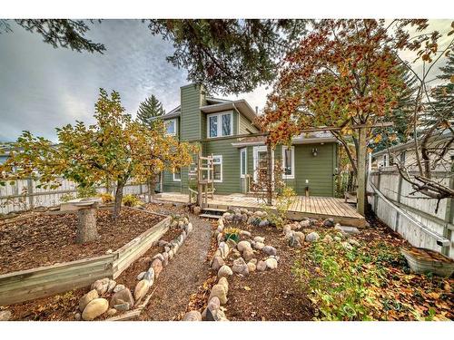 35 Mckinley Road Se, Calgary, AB - Outdoor