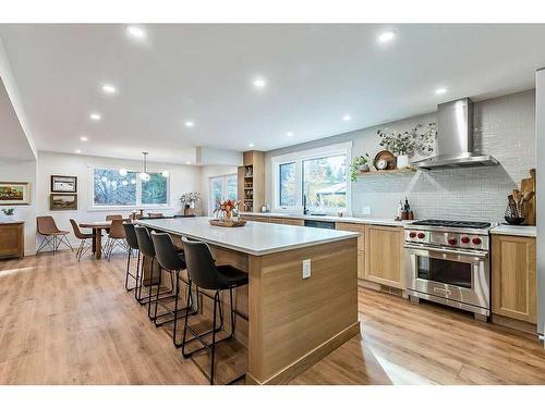 116 Canterbury Place Sw, Calgary, AB - Indoor Photo Showing Kitchen With Upgraded Kitchen