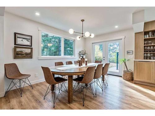 116 Canterbury Place Sw, Calgary, AB - Indoor Photo Showing Dining Room