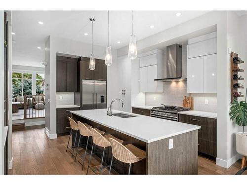 2343 22 Avenue Sw, Calgary, AB - Indoor Photo Showing Kitchen With Upgraded Kitchen