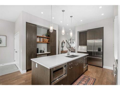 2343 22 Avenue Sw, Calgary, AB - Indoor Photo Showing Kitchen With Double Sink With Upgraded Kitchen