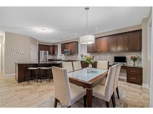 190 Windridge Road Sw, Airdrie, AB - Indoor Photo Showing Dining Room