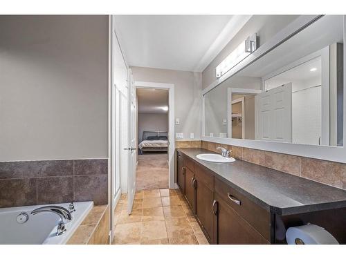 190 Windridge Road Sw, Airdrie, AB - Indoor Photo Showing Bathroom