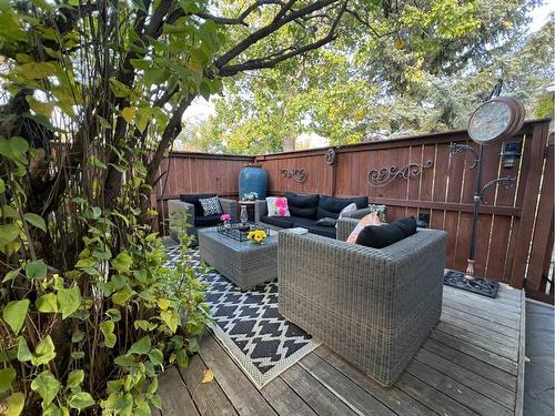 429 1 Street South, Vulcan, AB - Outdoor With Deck Patio Veranda