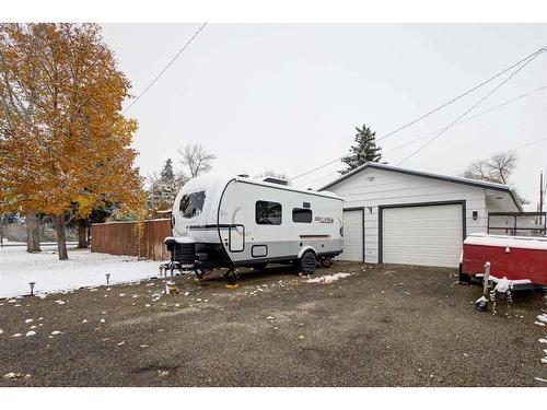 429 1 Street South, Vulcan, AB - Outdoor