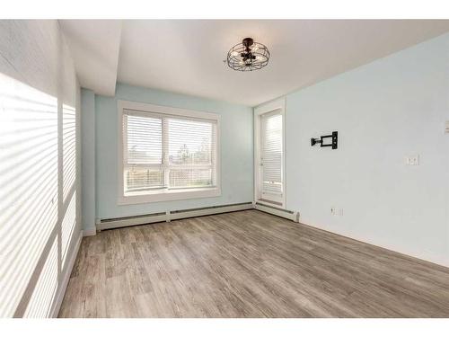 7112-302 Skyview Ranch Drive Ne, Calgary, AB - Indoor Photo Showing Other Room