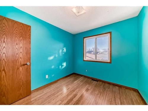 1010 13 Street Se, High River, AB - Indoor Photo Showing Other Room