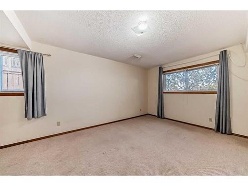 1010 13 Street Se, High River, AB - Indoor Photo Showing Other Room