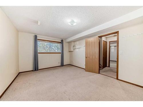 1010 13 Street Se, High River, AB - Indoor Photo Showing Other Room