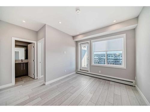 2518-395 Skyview Parkway, Calgary, AB - Indoor Photo Showing Other Room