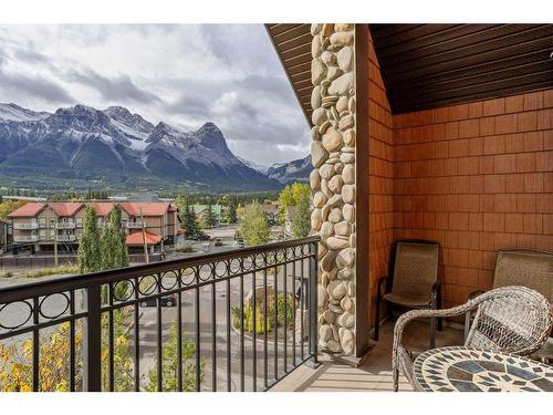 401-901 Mountain Street, Canmore, AB - Outdoor