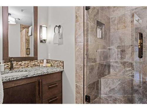 401-901 Mountain Street, Canmore, AB - Indoor Photo Showing Bathroom