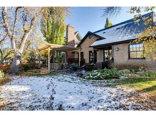 239 37 Avenue Sw, Calgary, AB - Outdoor