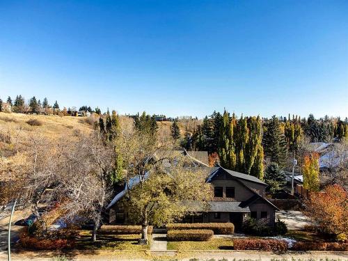 239 37 Avenue Sw, Calgary, AB - Outdoor With View