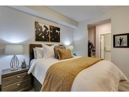 3208-3727 Sage Hill Drive Nw, Calgary, AB - Indoor Photo Showing Bedroom