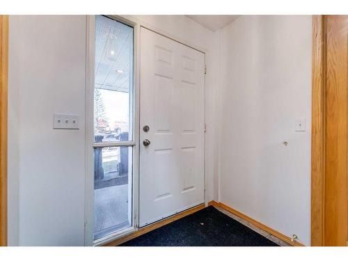 220 Hawksbrow Drive, Calgary, AB - Indoor Photo Showing Other Room