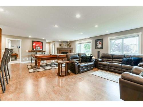 176 Cove Crescent, Chestermere, AB - Indoor Photo Showing Living Room