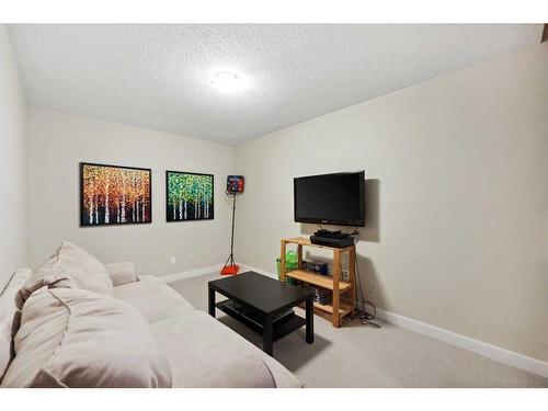 346 Fireside Place, Cochrane, AB - Indoor