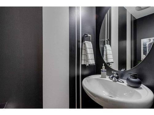 308 Redstone View Ne, Calgary, AB - Indoor Photo Showing Bathroom