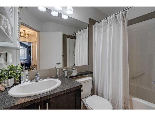 308 Redstone View Ne, Calgary, AB - Indoor Photo Showing Bathroom