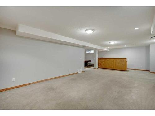 218 Mt Cascade Place Se, Calgary, AB - Indoor Photo Showing Other Room