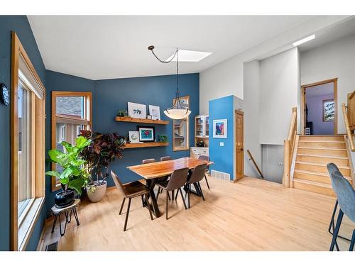 173 Wapiti Close, Canmore, AB - Indoor Photo Showing Dining Room