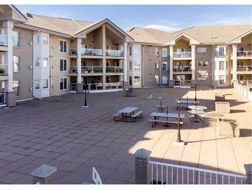 327-728 Country Hills Road Nw, Calgary, AB - Outdoor With Balcony