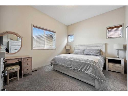 241 Mahogany Parade Se, Calgary, AB - Indoor Photo Showing Bedroom