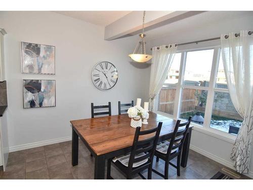 431 Hillcrest Circle Sw, Airdrie, AB - Indoor Photo Showing Dining Room