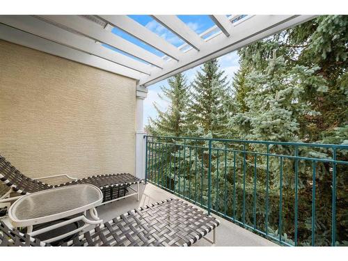 322-2144 Paliswood Road Sw, Calgary, AB - Outdoor With Exterior