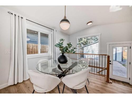 38 Armstrong Crescent Se, Calgary, AB - Indoor Photo Showing Dining Room