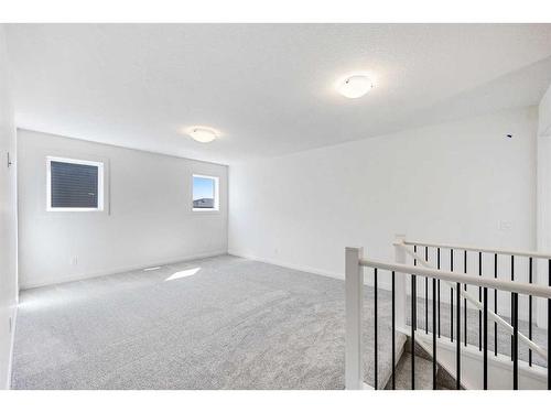 215 Dawson Harbour Court, Chestermere, AB - Indoor Photo Showing Other Room