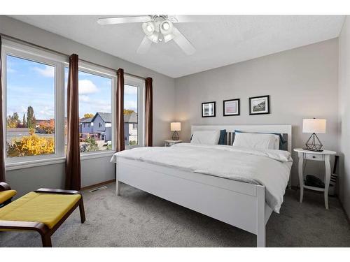 172 Cramond Crescent Se, Calgary, AB - Indoor Photo Showing Bedroom