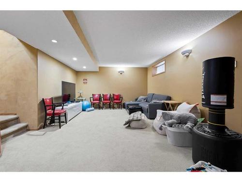 172 Cramond Crescent Se, Calgary, AB - Indoor