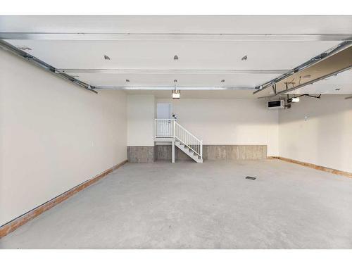 16 Williams Avenue, Olds, AB - Indoor Photo Showing Garage