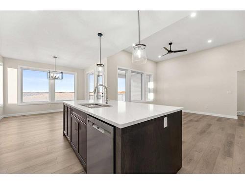 16 Williams Avenue, Olds, AB - Indoor Photo Showing Kitchen