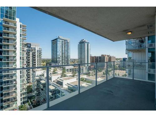 1203-510 6 Avenue Se, Calgary, AB - Outdoor With Balcony