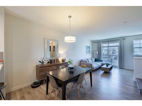 222 Nolanfield Villas Nw, Calgary, AB - Indoor Photo Showing Living Room