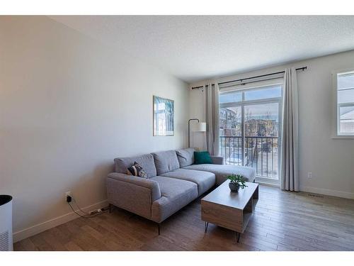 222 Nolanfield Villas Nw, Calgary, AB - Indoor Photo Showing Living Room