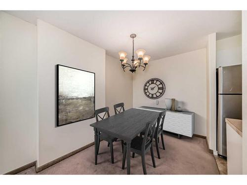 611-9800 Horton Road Sw, Calgary, AB - Indoor Photo Showing Dining Room