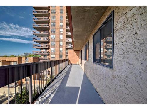 611-9800 Horton Road Sw, Calgary, AB - Outdoor With Balcony