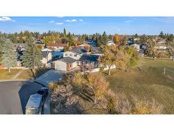 304 Pinemill Way NE Calgary, AB T1Y 2M7