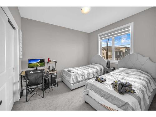 137 Cityside Road Ne, Calgary, AB - Indoor Photo Showing Bedroom