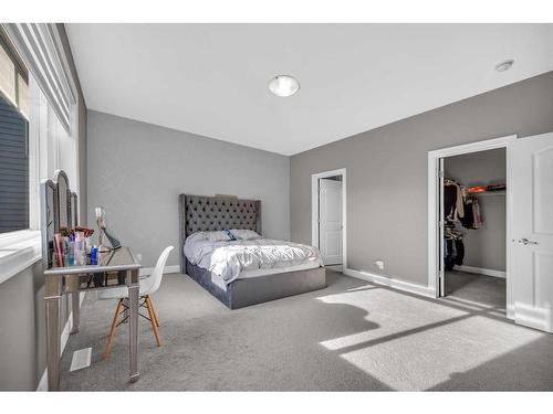 137 Cityside Road Ne, Calgary, AB - Indoor Photo Showing Bedroom